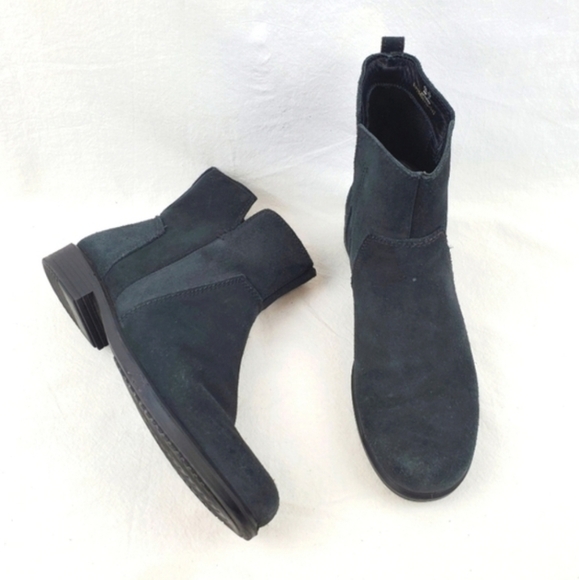 Ecco dark blue suede leather ankle bootie size 40 - Picture 1 of 9